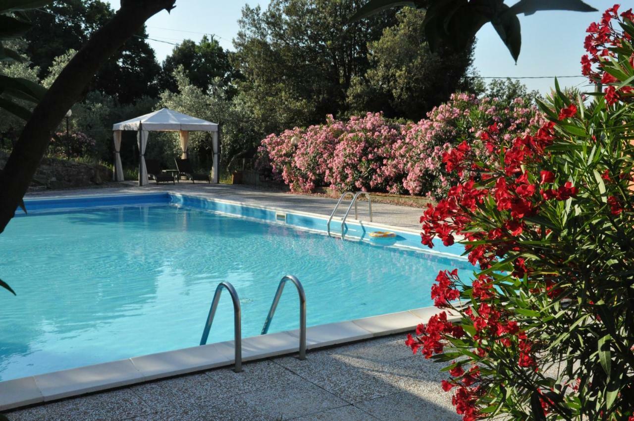Agriturismo Pereti Roccatederighi Buitenkant foto